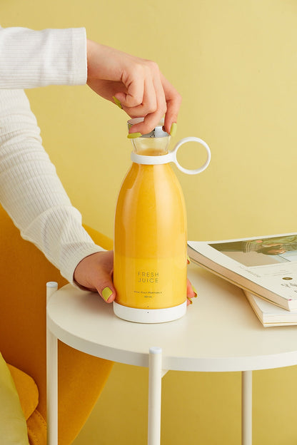 Electric Juicer Cup 6 Blades Blender Milkshake Machine USB Portable Fruit Milk Mixing Tool Mini Fresh Juice Blender